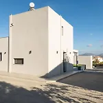Luxury Akti فيلة