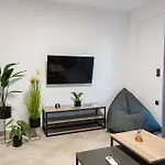 Luxury Akti Βίλα Αλιβέρι