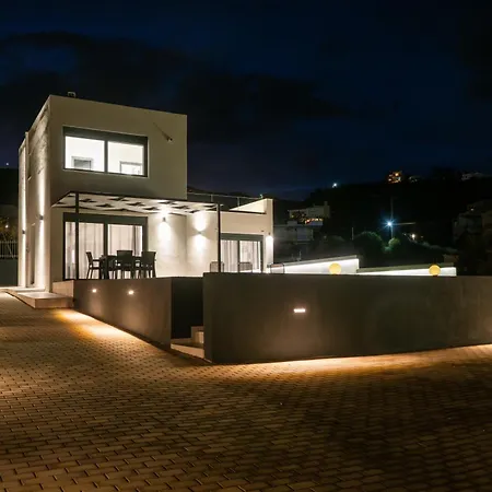 Luxury Akti Villa