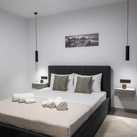 Luxury Akti فيلة