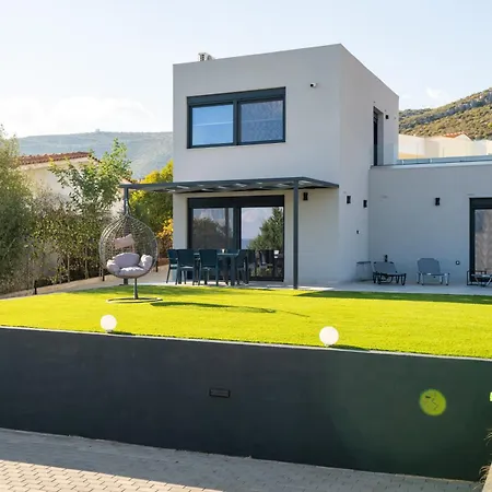 Luxury Akti * Alivérion